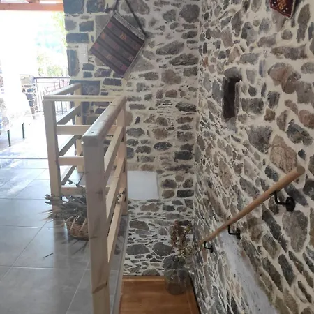 πέτρινο αλώνι Panagia (Kymi-Aliveri, Evia)