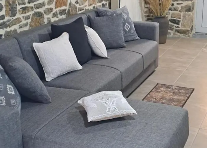 πέτρινο αλώνι * Panagia (Kymi-Aliveri, Euboea)